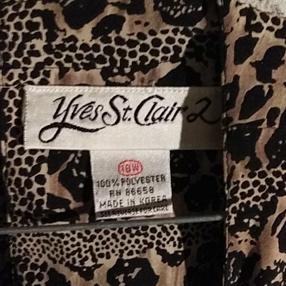 Blouse - Picture 2 of 2